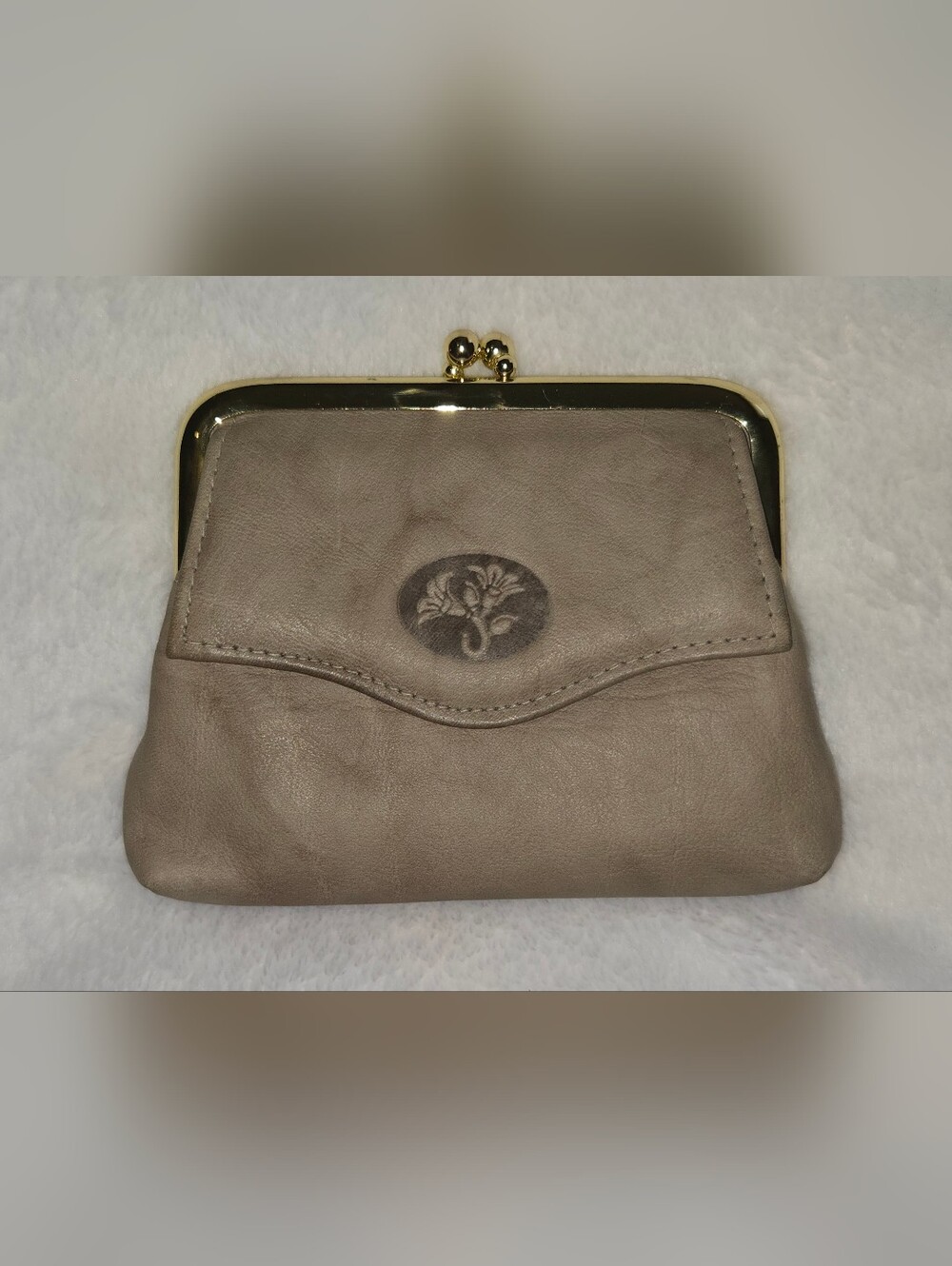 Buxton Leather Kiss-Lock French Heiress Purse in Taupe
